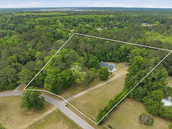 4 Acres of Land with Home for Sale in Tallahassee, Florida