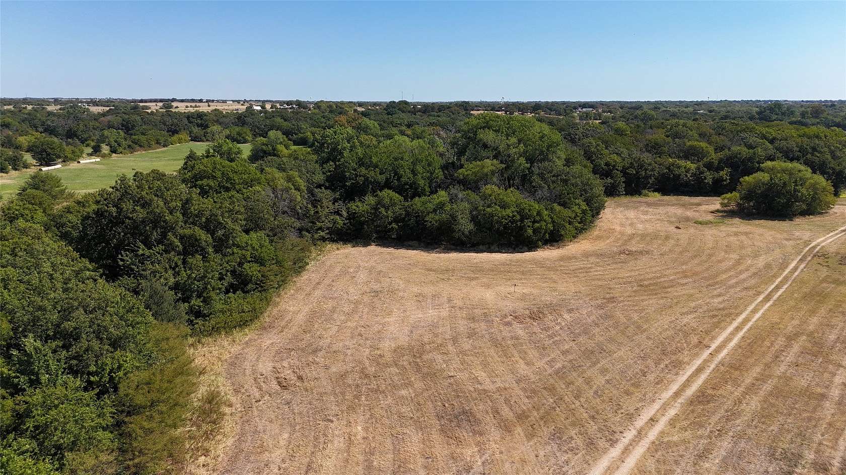 10 Acres of Land for Sale in Sanger, Texas