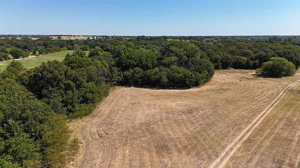 10 Acres of Land for Sale in Sanger, Texas
