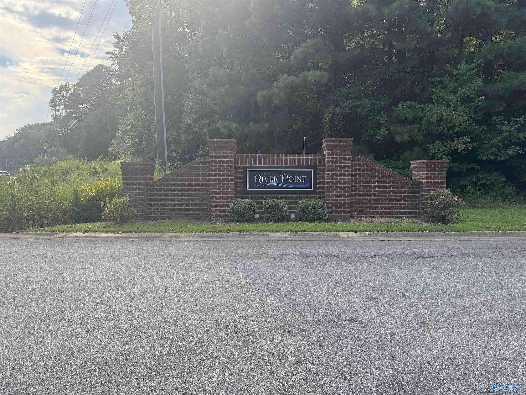 1.1 Acres of Residential Land for Sale in Rainbow City, Alabama