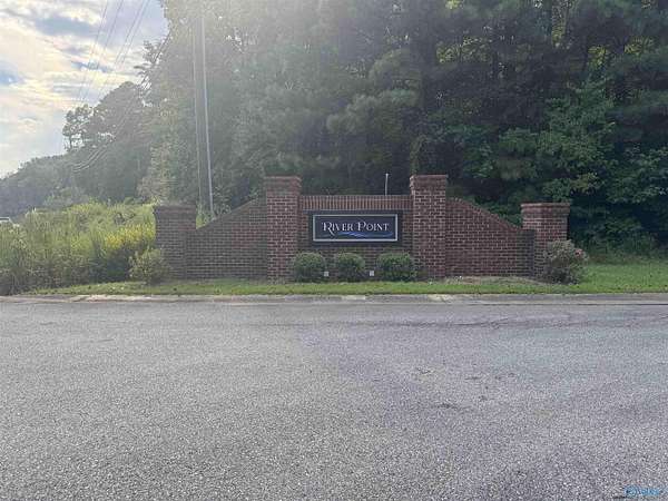 1.1 Acres of Residential Land for Sale in Rainbow City, Alabama