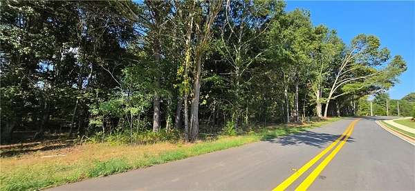 6.46 Acres of Residential Land for Sale in Braselton, Georgia