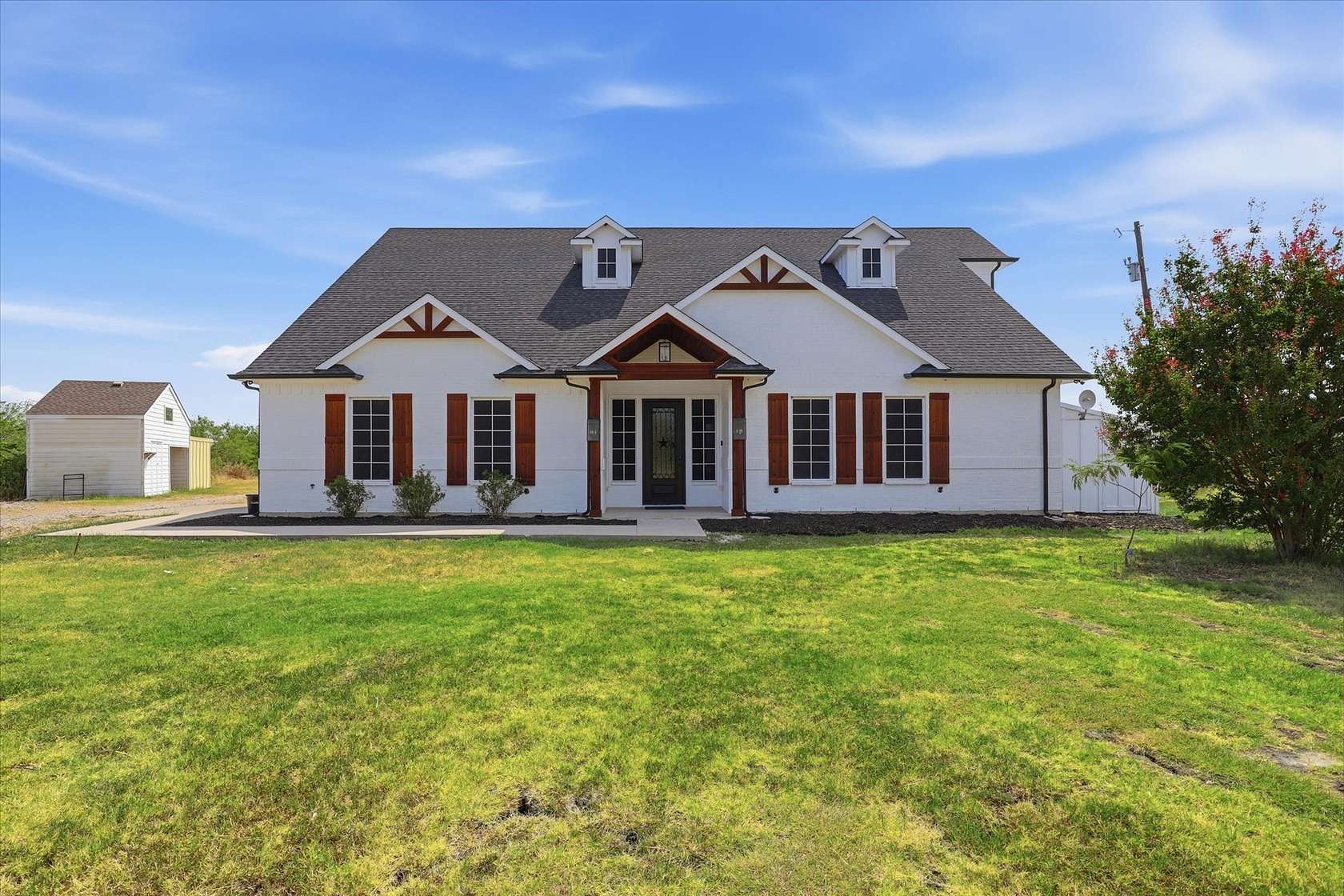 2.18 Acres of Land with Home for Sale in Venus, Texas