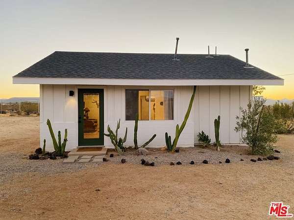 1.5 Acres of Land with Home for Sale in Yucca Valley, California