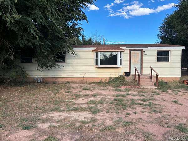 4.28 Acres of Land with Home for Sale in Penrose, Colorado