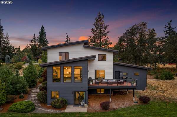 2 Acres of Land with Home for Sale in Hood River, Oregon