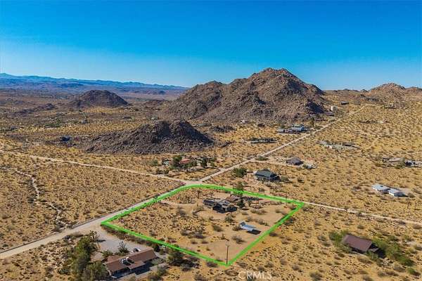 2.5 Acres of Land with Home for Sale in Joshua Tree, California