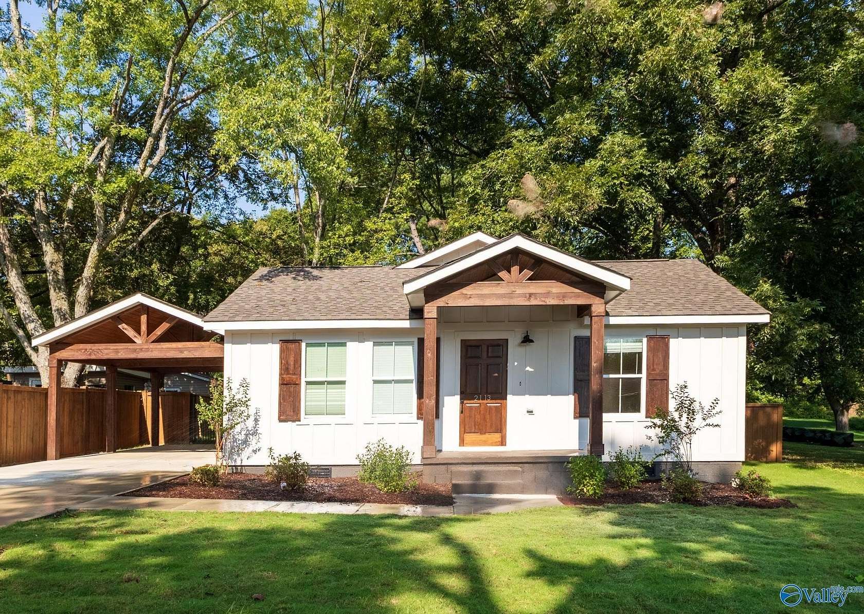 24 Acres of Land with Home for Sale in Huntsville, Alabama