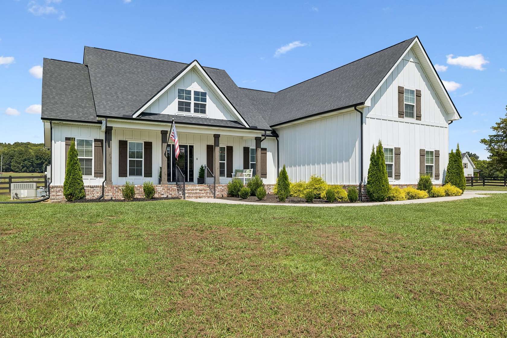 5.75 Acres of Land with Home for Sale in Lascassas, Tennessee