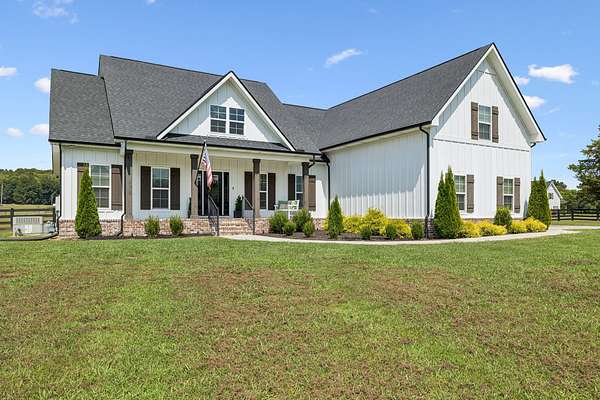 5.75 Acres of Land with Home for Sale in Lascassas, Tennessee