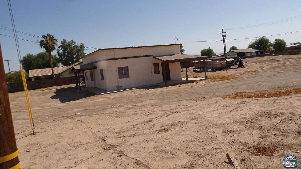1.25 Acres of Commercial Land for Sale in Imperial, California