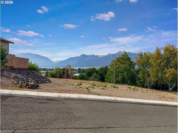 0.26 Acres of Residential Land for Sale in Enterprise, Oregon