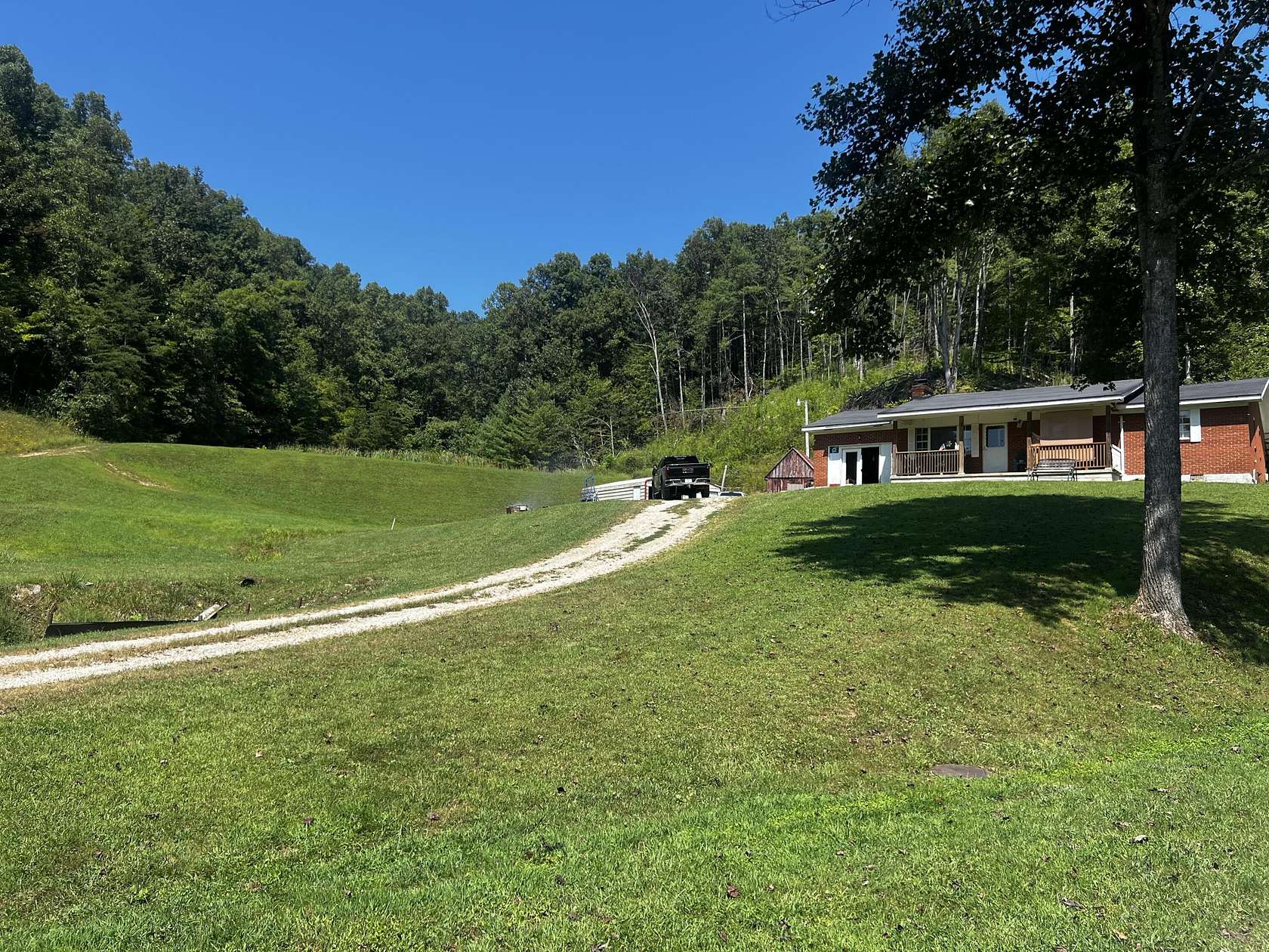 38 Acres of Land with Home for Sale in Campton, Kentucky