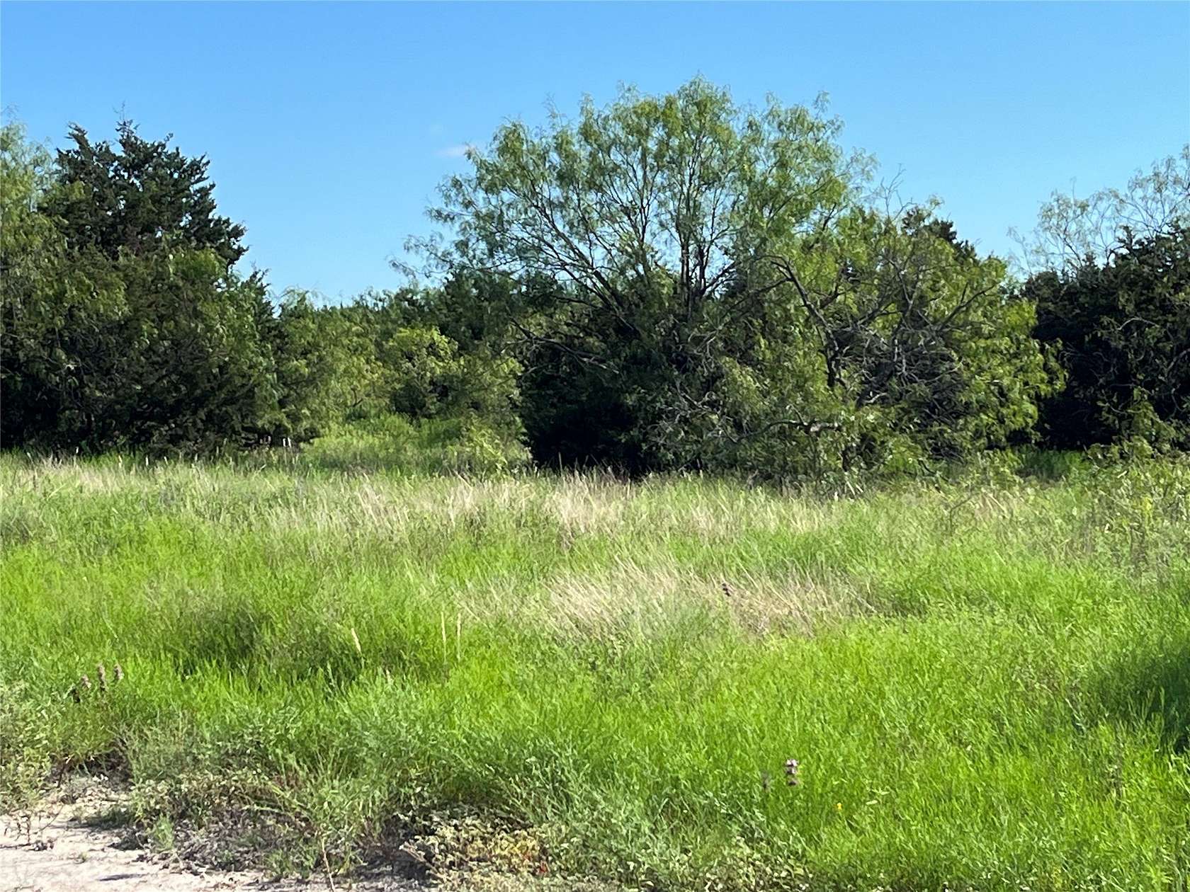 2 Acres of Residential Land for Sale in Lampasas, Texas