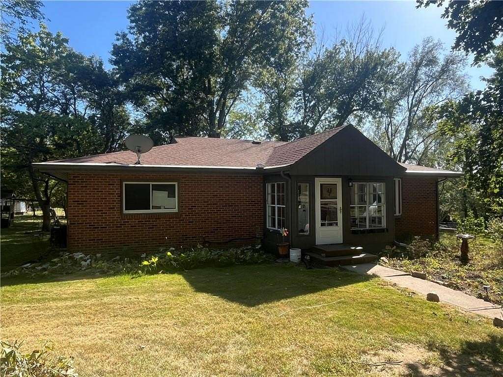 10.1 Acres of Land with Home for Sale in Tonganoxie, Kansas