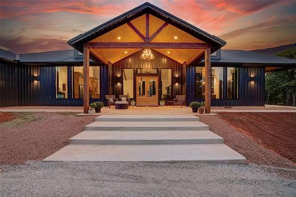 10 Acres of Land with Home for Sale in Norman, Oklahoma
