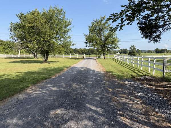 5 Acres of Residential Land for Sale in Murfreesboro, Tennessee