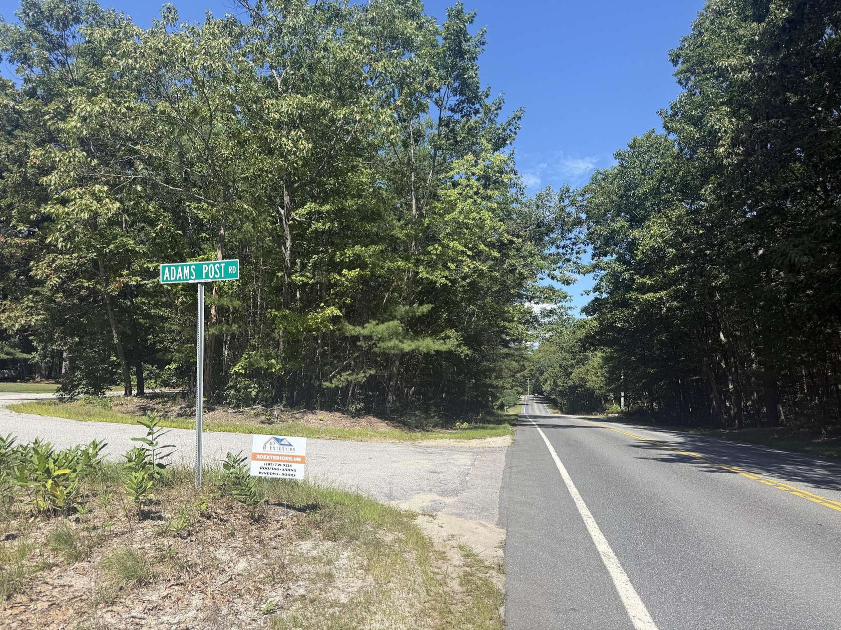 0.04 Acres of Land for Sale in Raymond, Maine