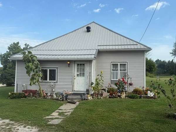 2.53 Acres of Land with Home for Sale in Luray, Missouri