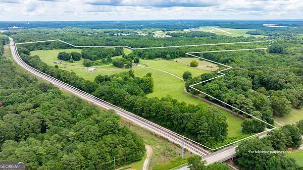 121 Acres of Land with Home for Sale in LaGrange, Georgia