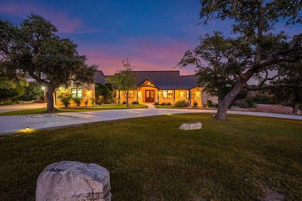27.2 Acres of Improved Agricultural Land for Sale in Kerrville, Texas