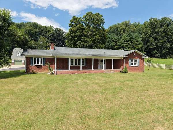 1.78 Acres of Land with Home for Sale in Abingdon, Virginia