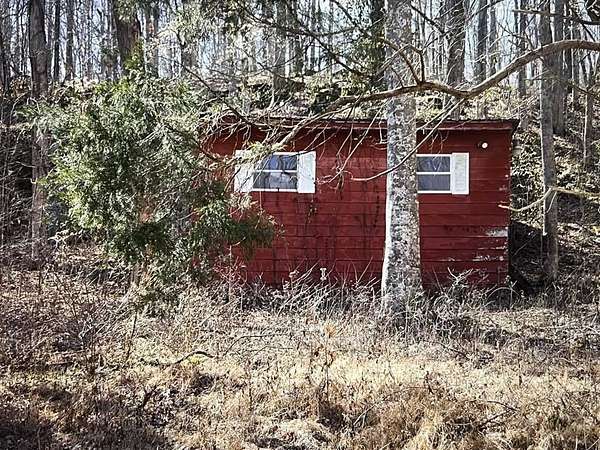 0.5 Acres of Land for Auction in Lewisburg, Kentucky