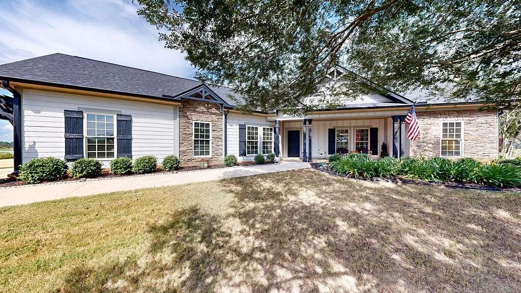 1.78 Acres of Land with Home for Sale in Headland, Alabama
