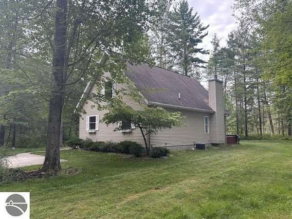 20 Acres of Recreational Land with Home for Sale in East Tawas, Michigan