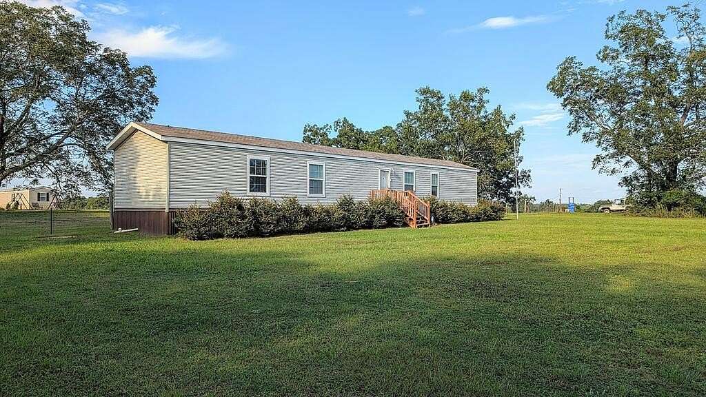 1.54 Acres of Land with Home for Sale in Columbia, Alabama