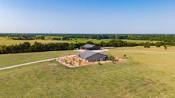 102 Acres of Land with Home for Sale in Greenville, Texas