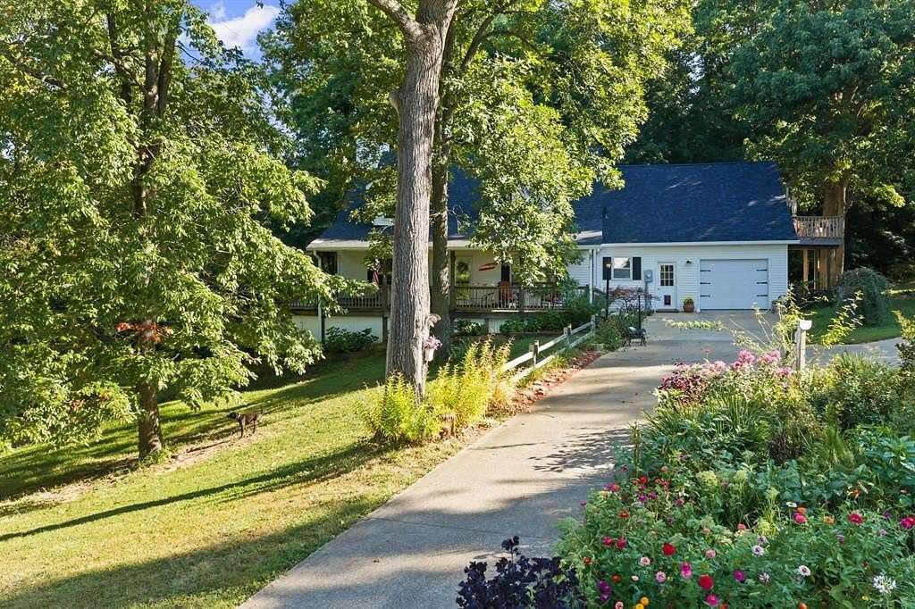 10.2 Acres of Land with Home for Sale in Reynolds Station, Kentucky
