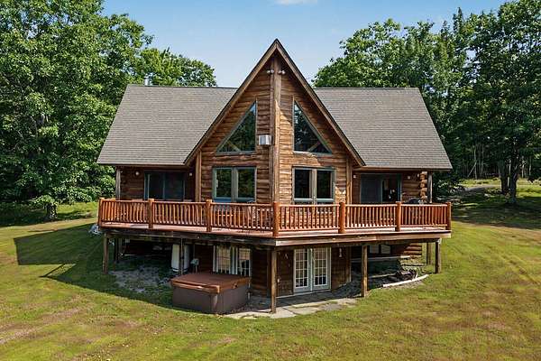 5 Acres of Land with Home for Sale in Middletown Town, New York