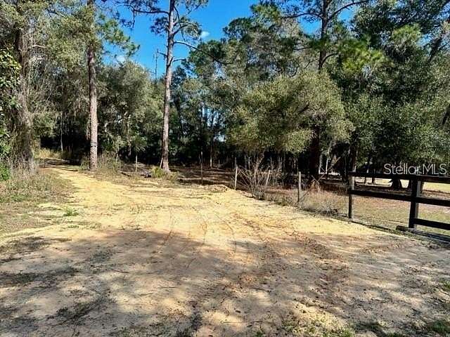 9.37 Acres of Residential Land for Sale in Umatilla, Florida