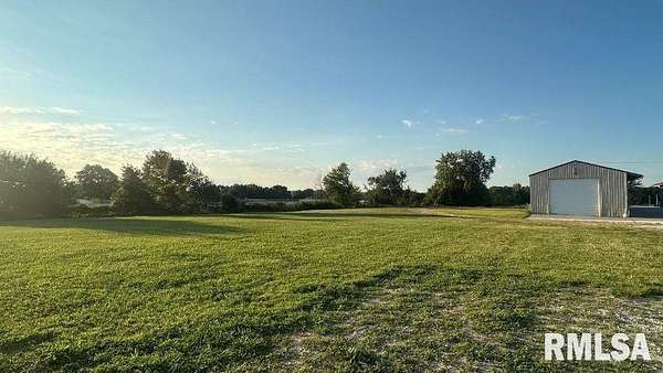 1.73 Acres of Commercial Land for Lease in Quincy, Illinois