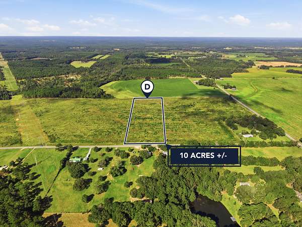10 Acres of Residential Land for Sale in DeFuniak Springs, Florida