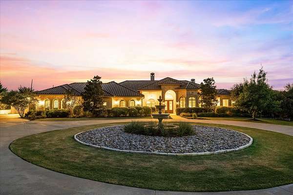 1.9 Acres of Land with Home for Sale in Heath, Texas