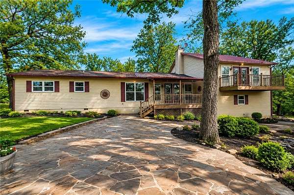 2 Acres of Land with Home for Sale in Eureka Springs, Arkansas