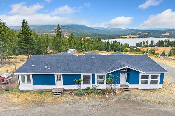 5 Acres of Land with Home for Sale in Valley, Washington