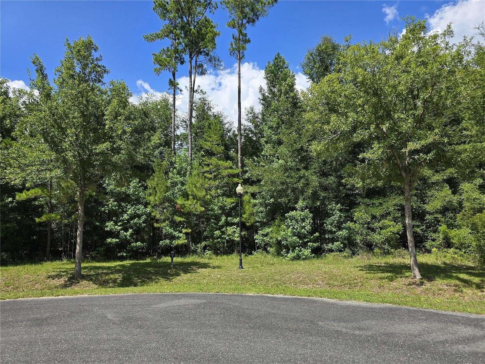 1.13 Acres of Residential Land for Sale in Gainesville, Florida