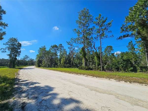 4.63 Acres of Residential Land for Sale in Williston, Florida