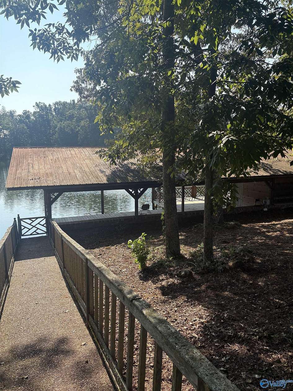 0.99 Acres of Land for Sale in Boaz, Alabama