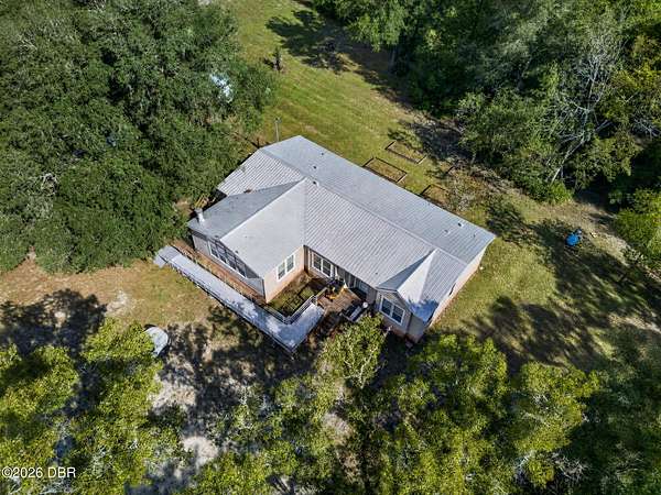 7 Acres of Land with Home for Sale in Melrose, Florida
