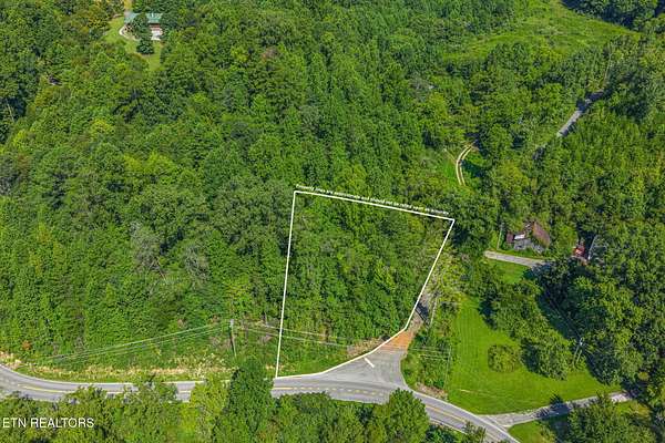 1 Acre of Residential Land for Sale in Tallassee, Tennessee