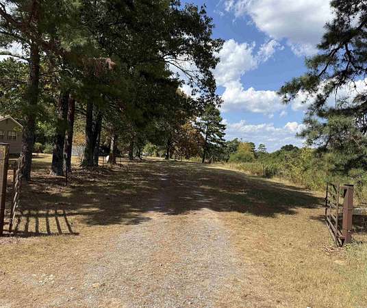 3.4 Acres of Land with Home for Sale in Concord, Arkansas