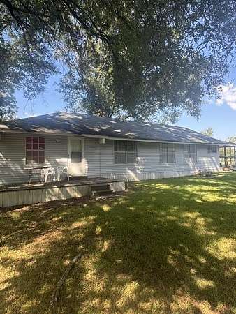 25 Acres of Recreational Land with Home for Sale in Tupelo, Mississippi