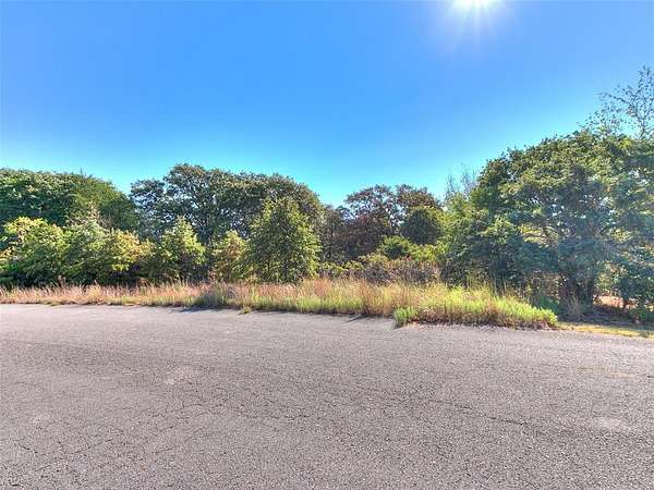 1.29 Acres of Residential Land for Sale in Newalla, Oklahoma