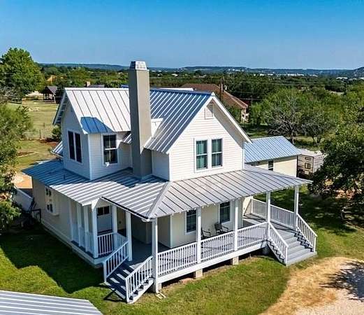 9.15 Acres of Land with Home for Sale in Kerrville, Texas