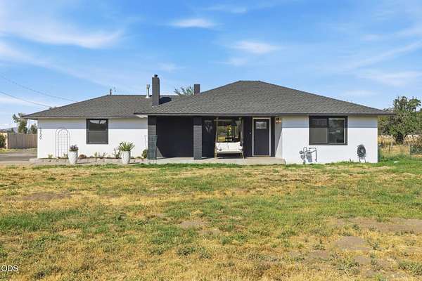 2.1 Acres of Land with Home for Sale in Klamath Falls, Oregon
