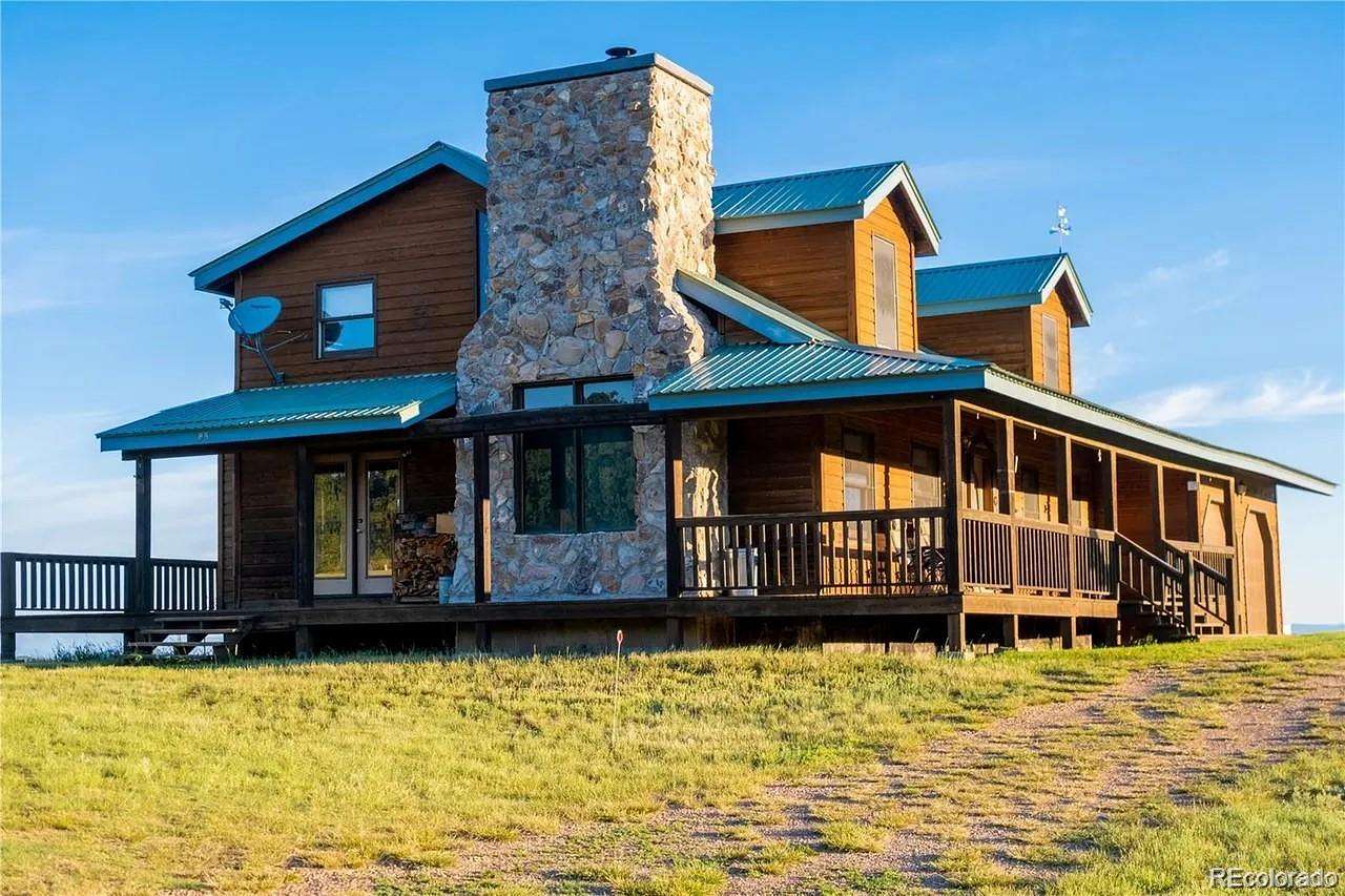 10.7 Acres of Land with Home for Sale in Silver Cliff, Colorado